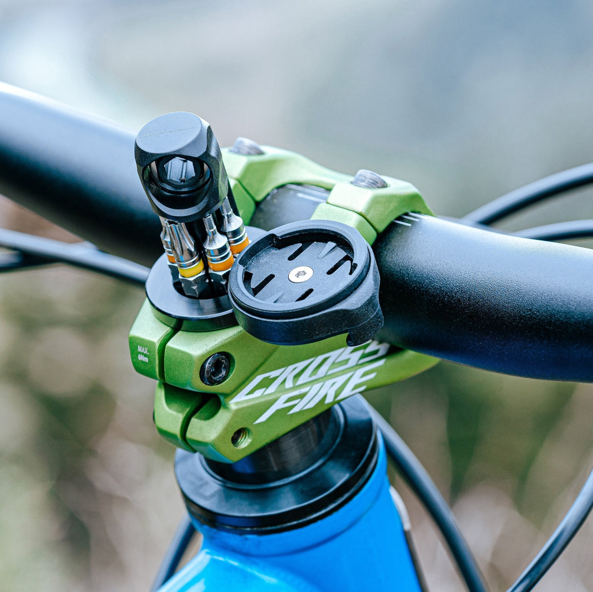 GRANITE SCOPE mount with bike computer fitted